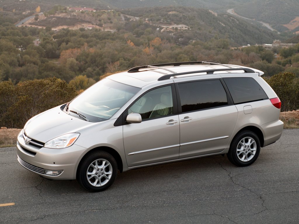 Toyota Sienna 2004