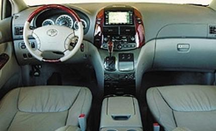 Toyota Sienna 2004