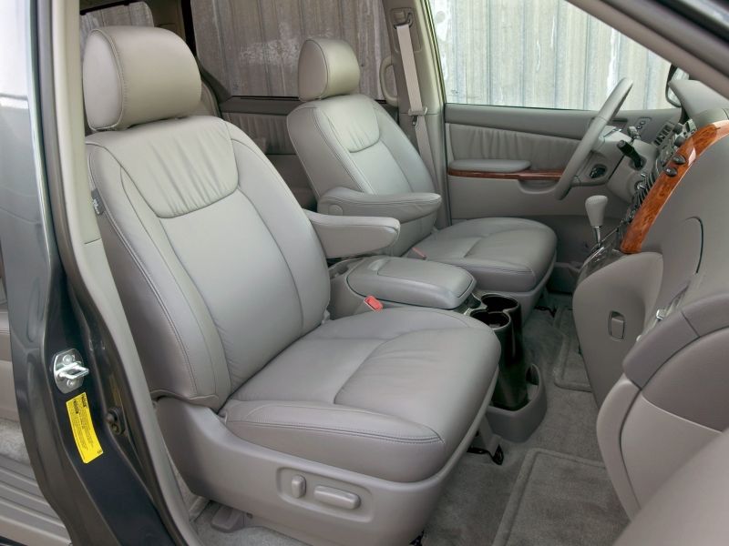 Toyota Sienna 2008