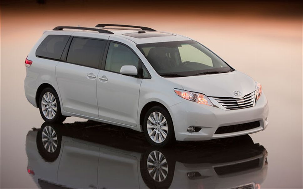 Toyota Sienna 2011