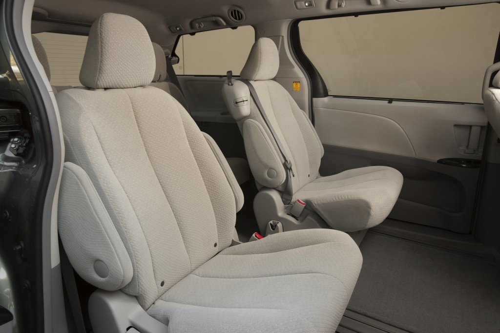 Toyota Sienna 2013