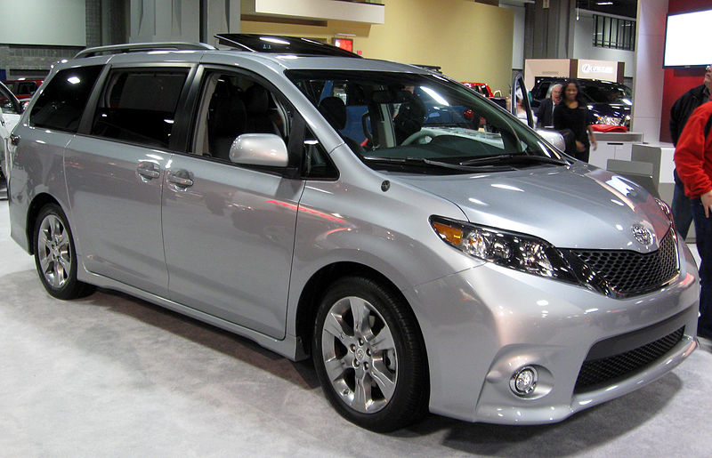 Toyota Sienna 2016