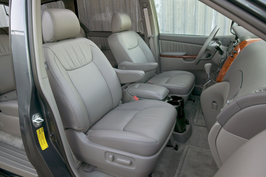 Toyota Sienna 8 Passenger Awd