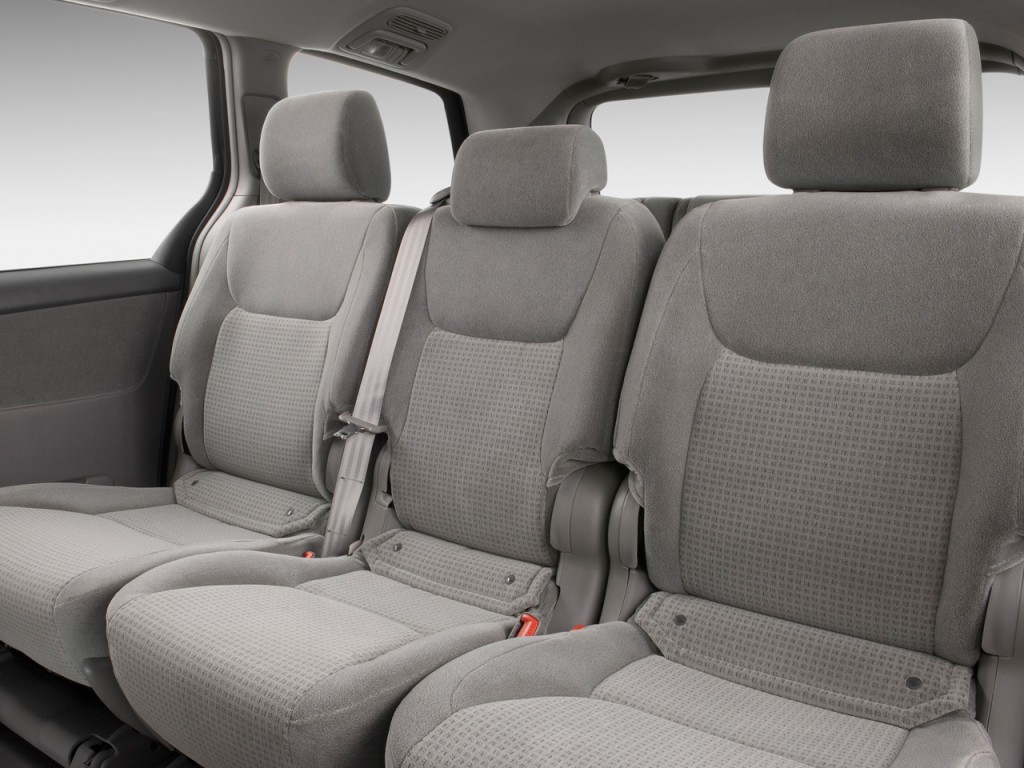 Toyota Sienna 8-Passenger Toyota Sienna 8-Passenger