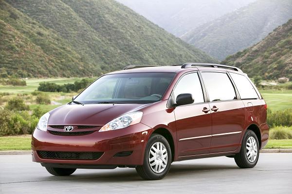 Toyota Sienna Ce