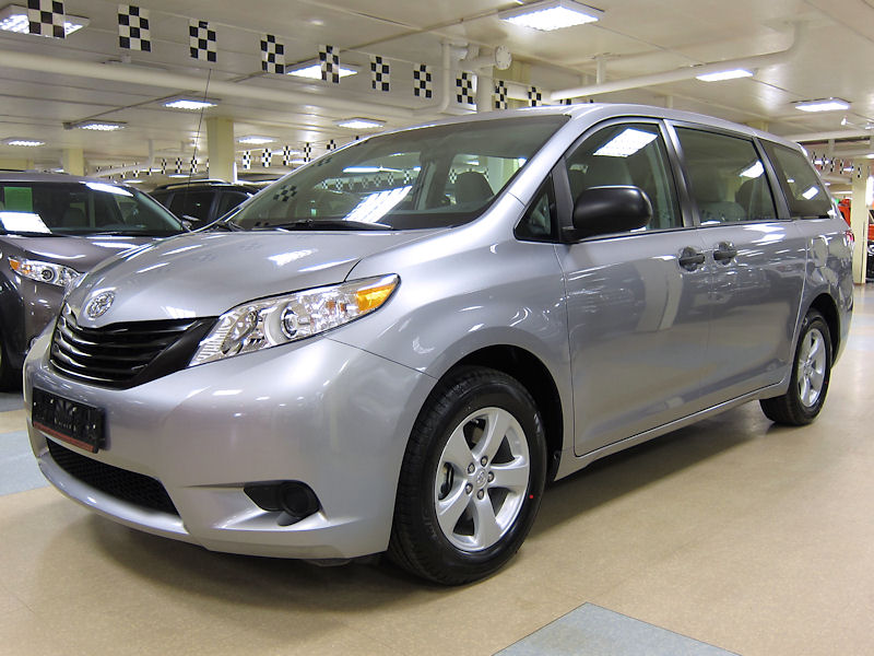 Toyota Sienna Fwd