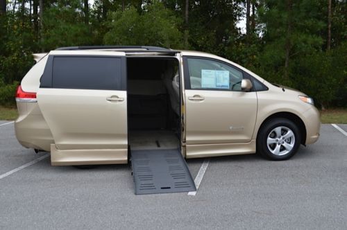 Toyota Sienna Handicap Van