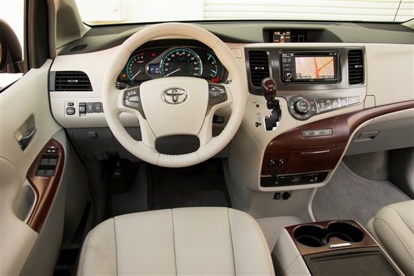Toyota Sienna Le 2014 Toyota Sienna Le 2014