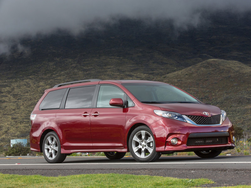Toyota Sienna Le 2015