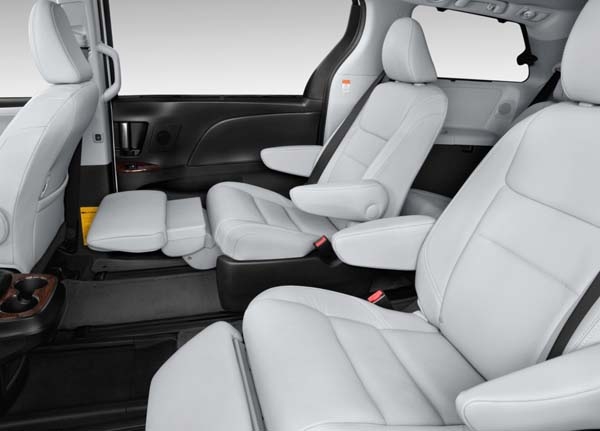 Toyota Sienna Limited 2015