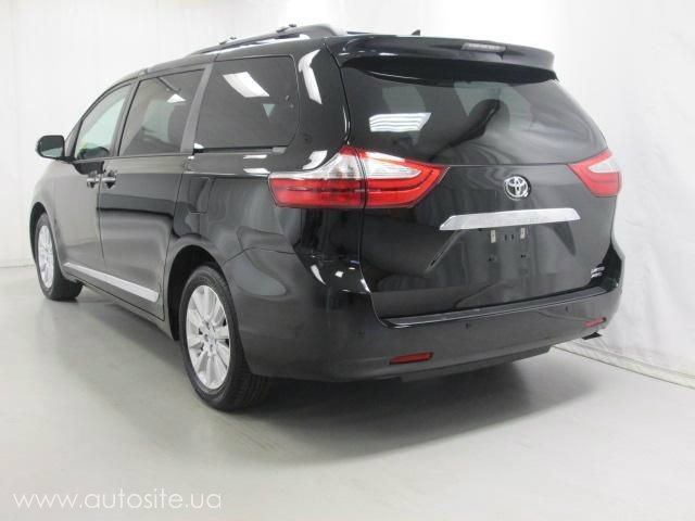 Toyota Sienna Limited Premium Package