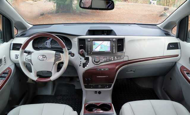 Toyota Sienna Manual