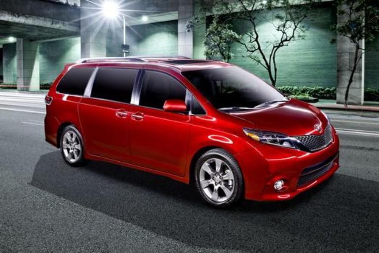 Toyota Sienna Se 2015