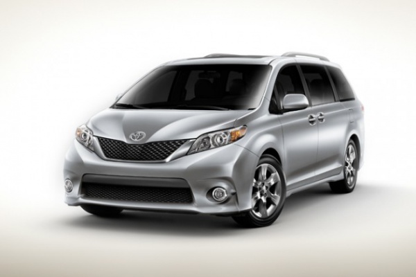 Toyota Sienna V6