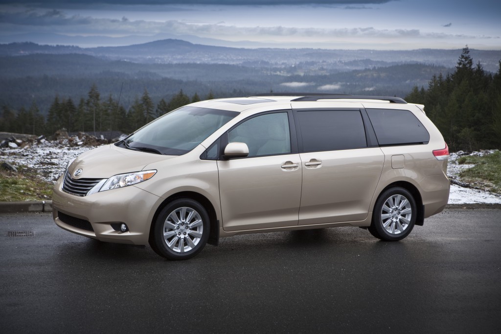 Toyota Sienna V6