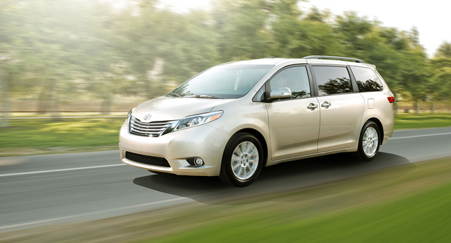 Toyota Sienna Van 2015