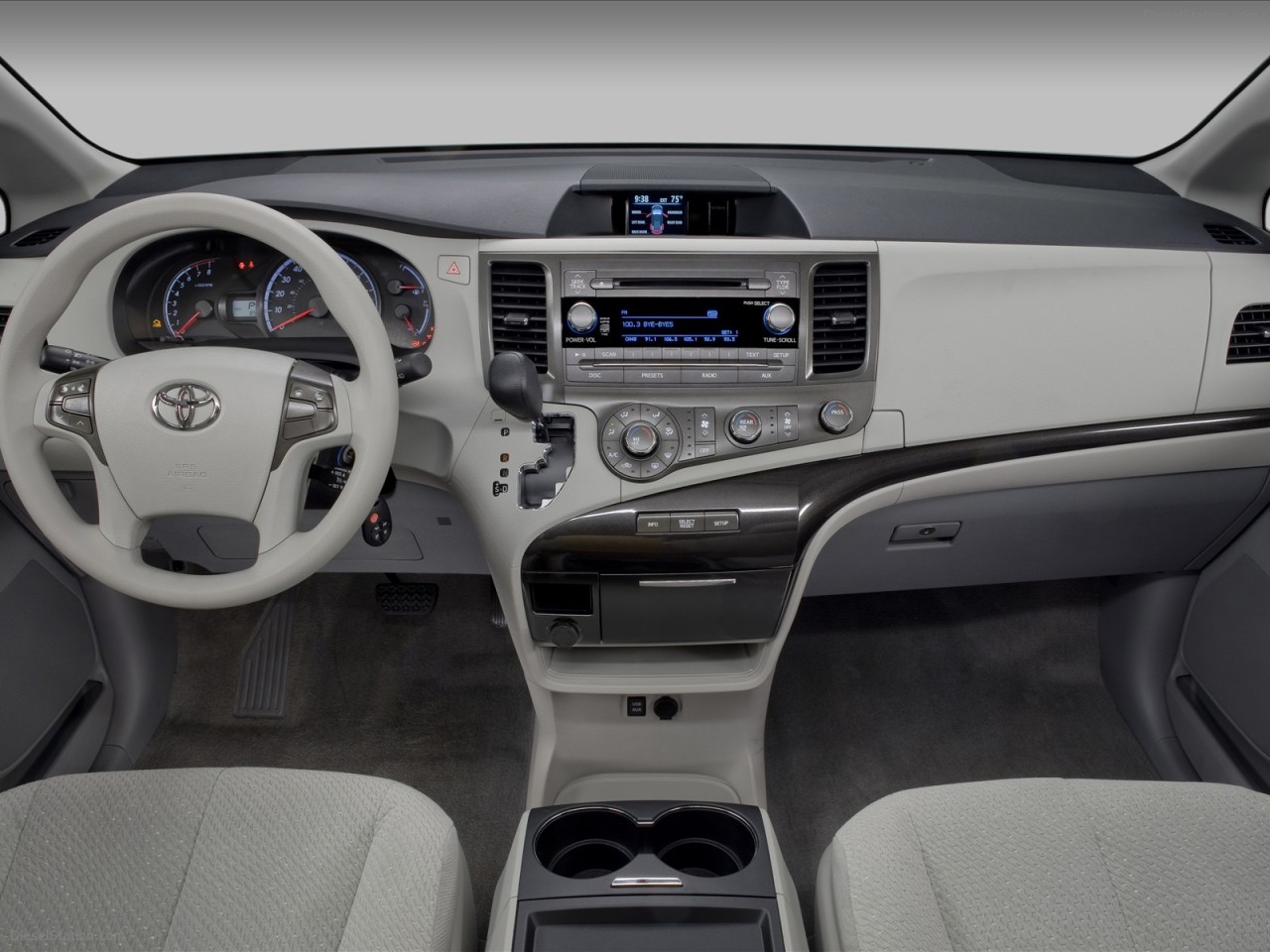 Toyota Sienna Van