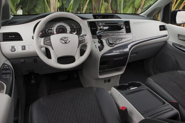 Toyota Sienna Xle 2014