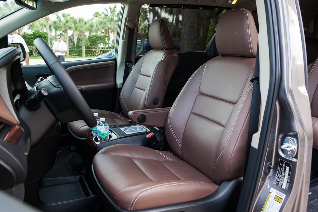 Toyota Sienna Xle Awd 2015