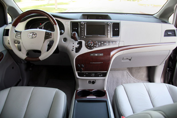 Toyota Sienna Xle Premium