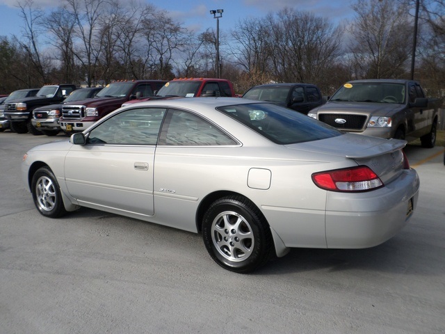 Toyota Solara 2001