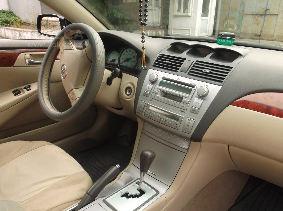 Toyota Solara 2006