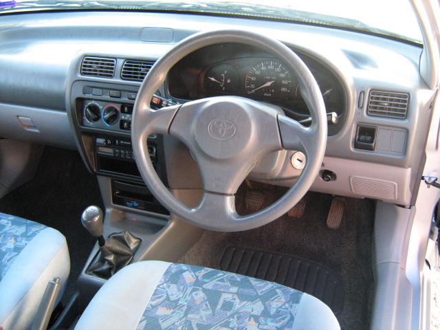 Toyota Starlet 1998