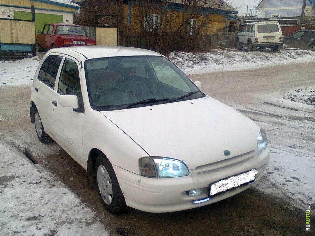 Toyota Starlet 1998