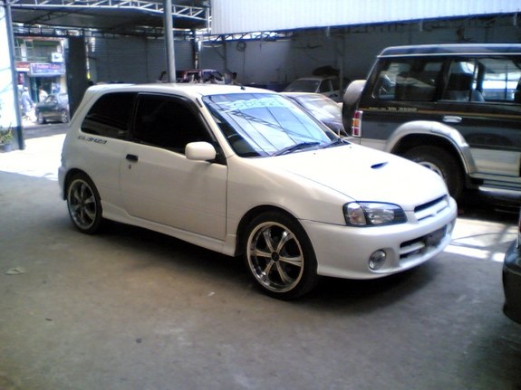 Toyota Starlet 2000