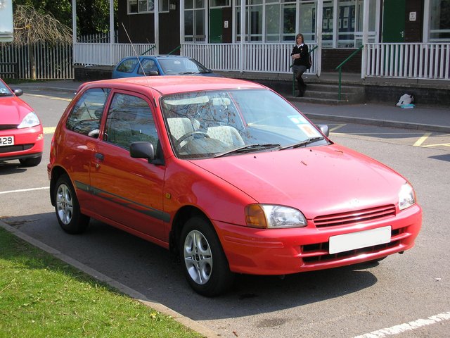 Toyota Starlet 2013