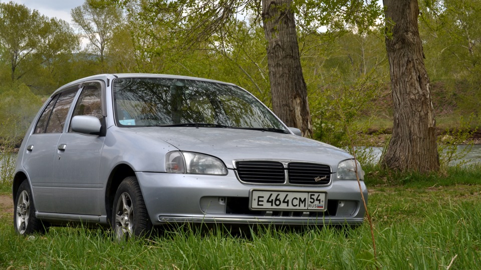 Toyota Starlet Carat