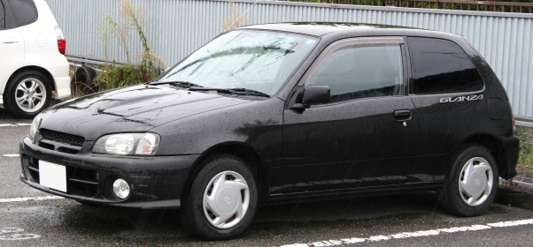 Toyota Starlet Glanza S