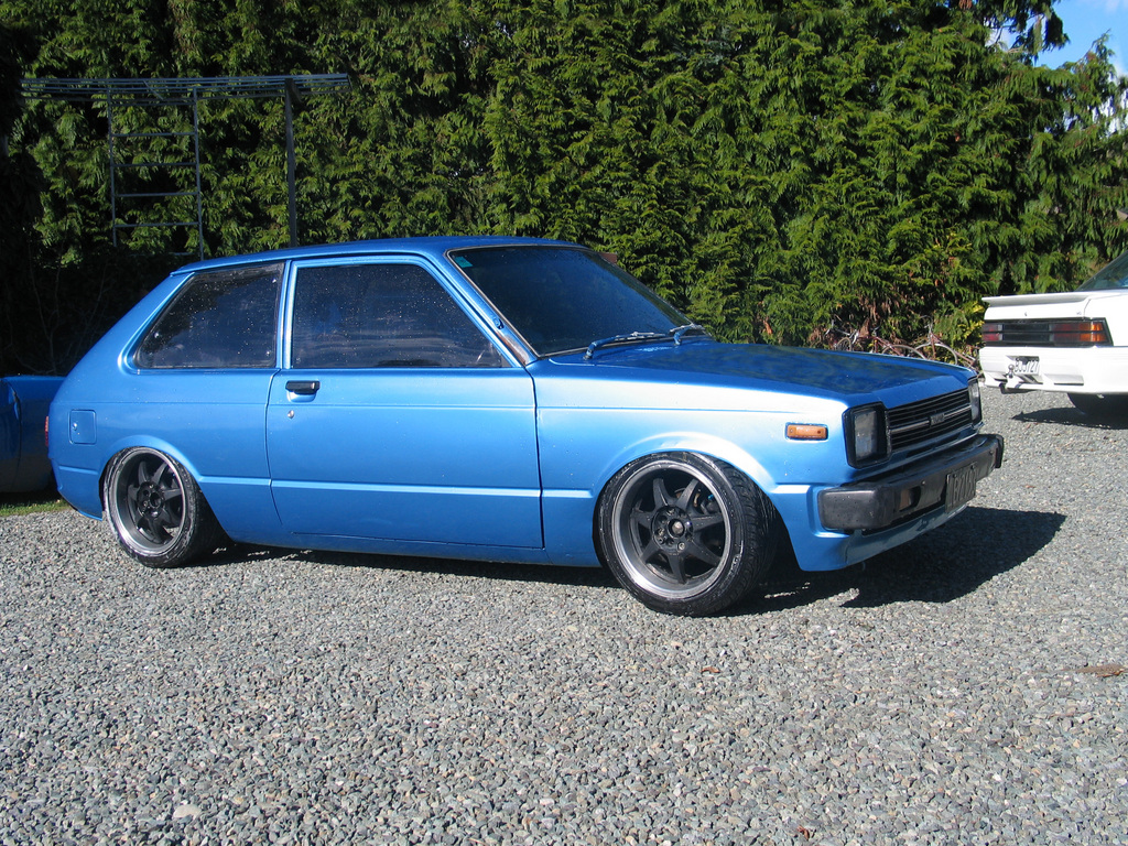 Toyota Starlet V8