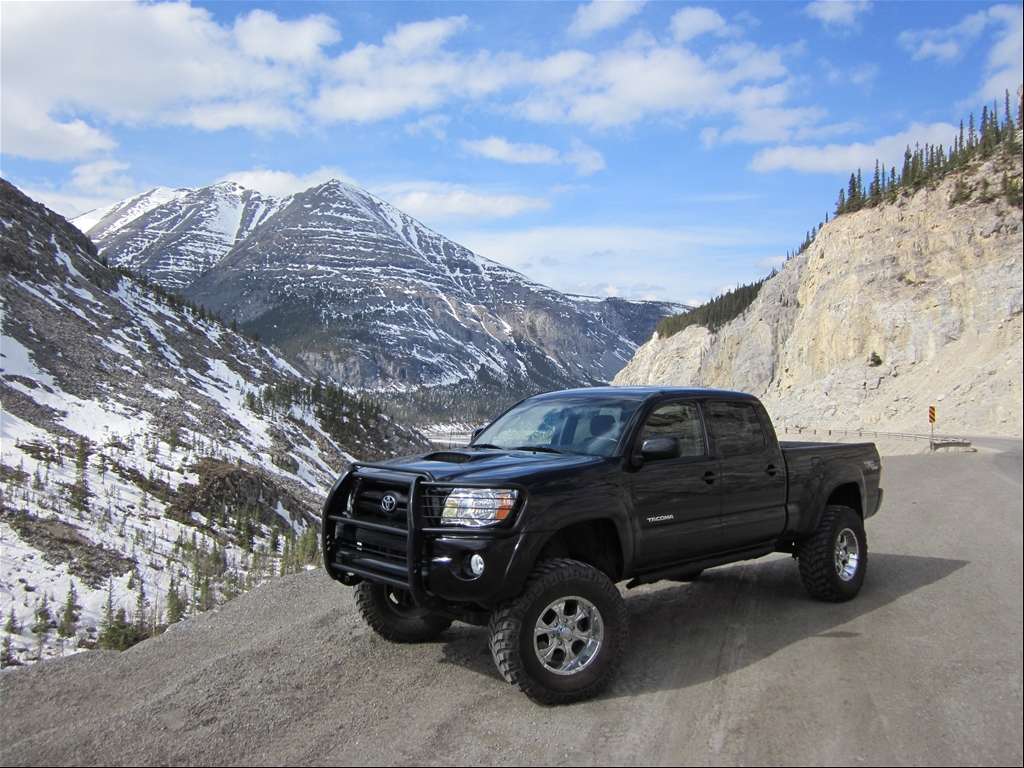 Toyota Tacoma 4x4 Lifted