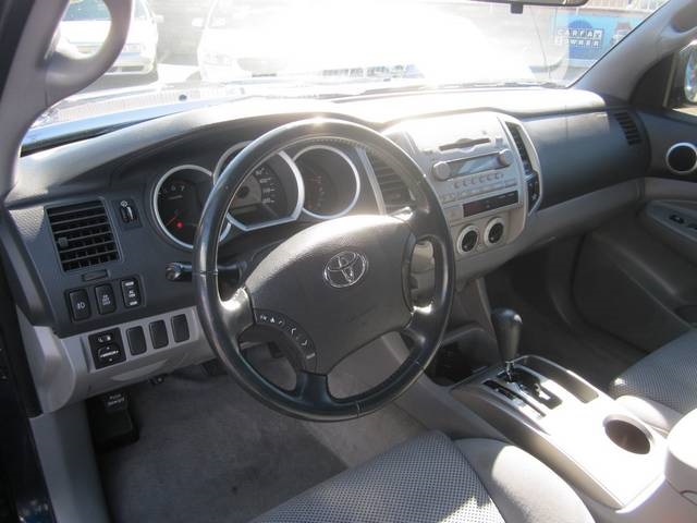 Toyota Tacoma Sr5 Prerunner