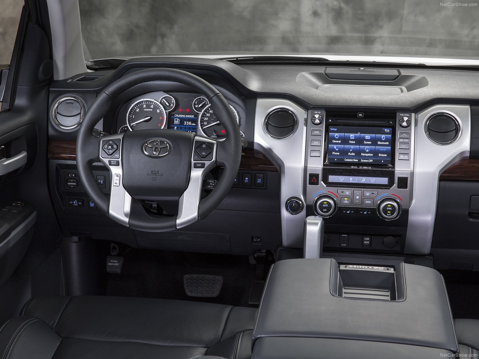 Toyota Tundra 2014