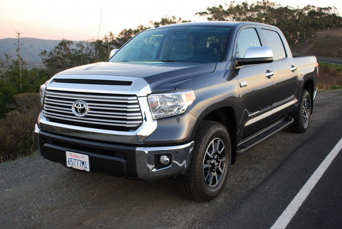 Toyota Tundra 2016