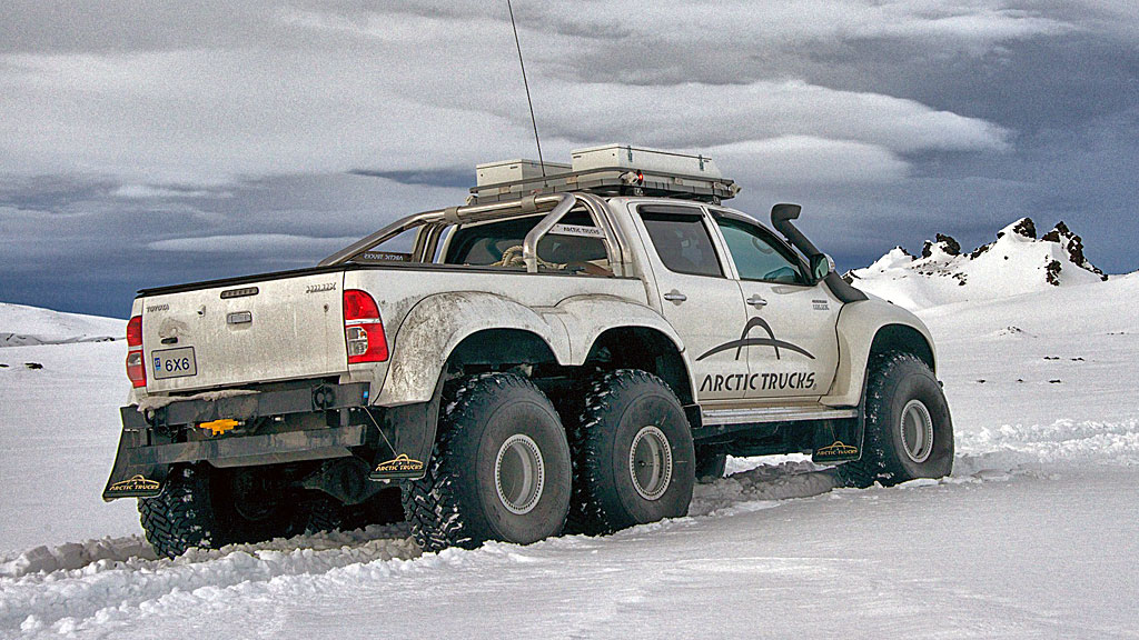 Toyota Tundra 6x6