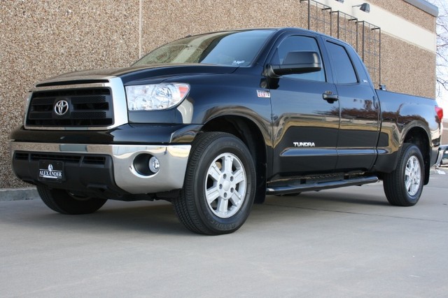 Toyota Tundra Cab