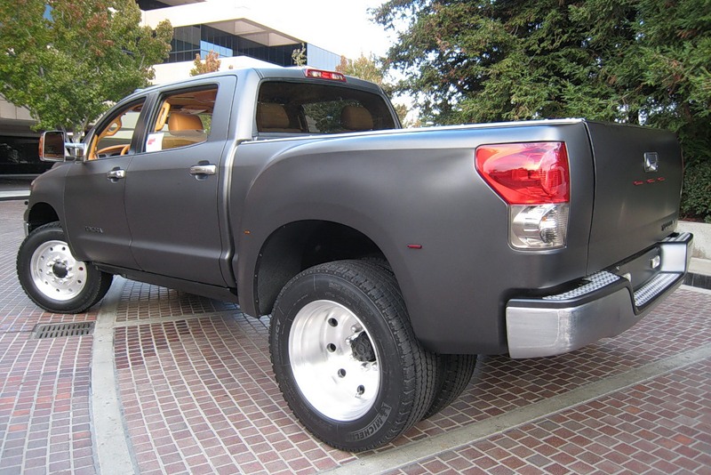 Toyota Tundra Dually