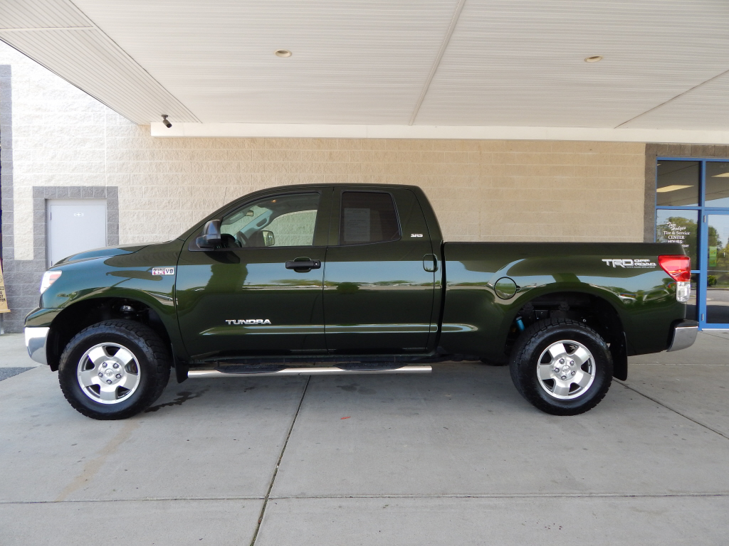 Toyota Tundra Green