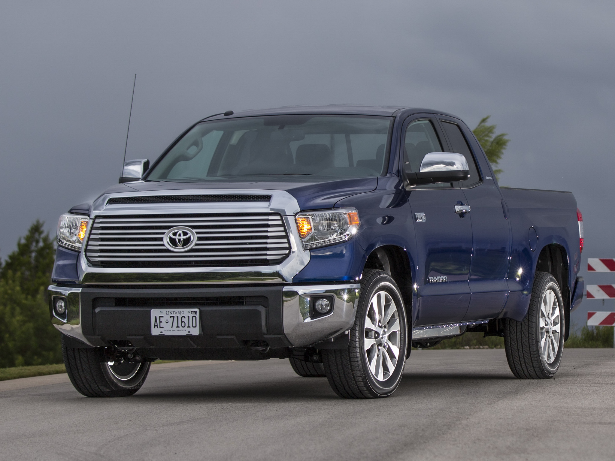 Toyota Tundra Limited