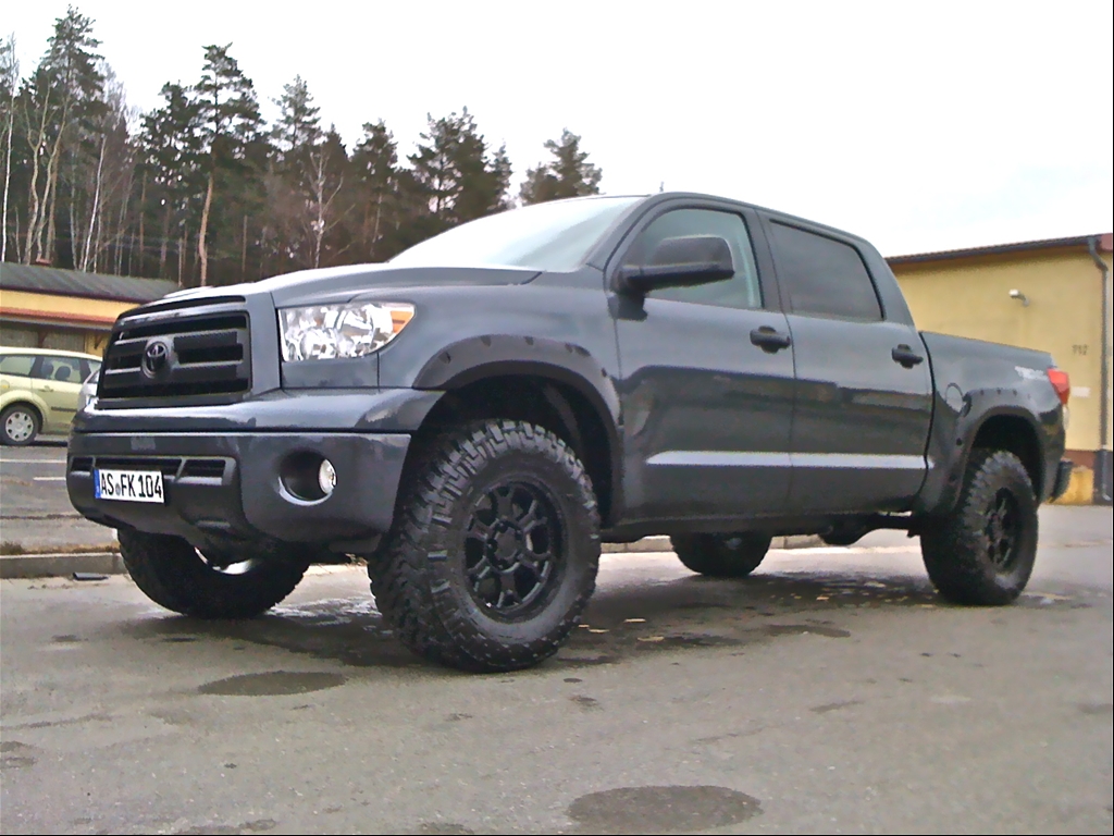 Toyota Tundra Max