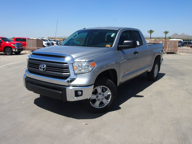 Toyota Tundra V8 4wd