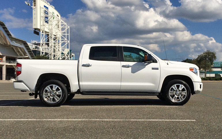 Toyota Tundra White 2015