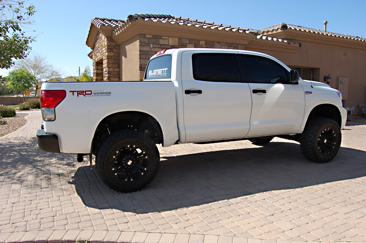 Toyota Tundra White Lifted
