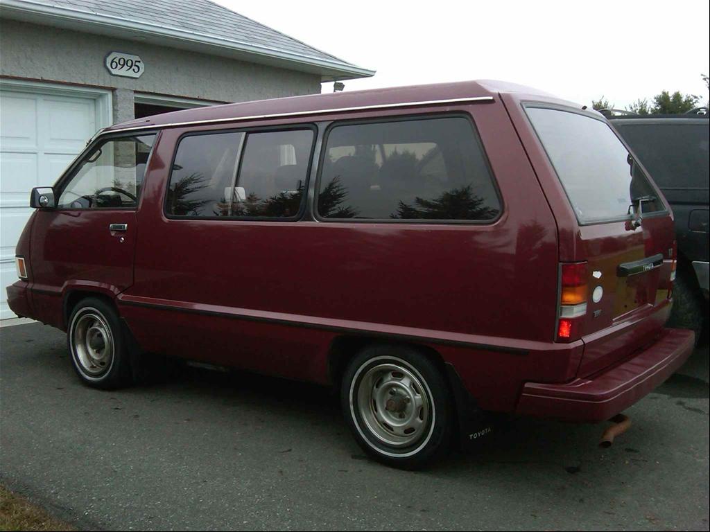 Toyota Van 1985