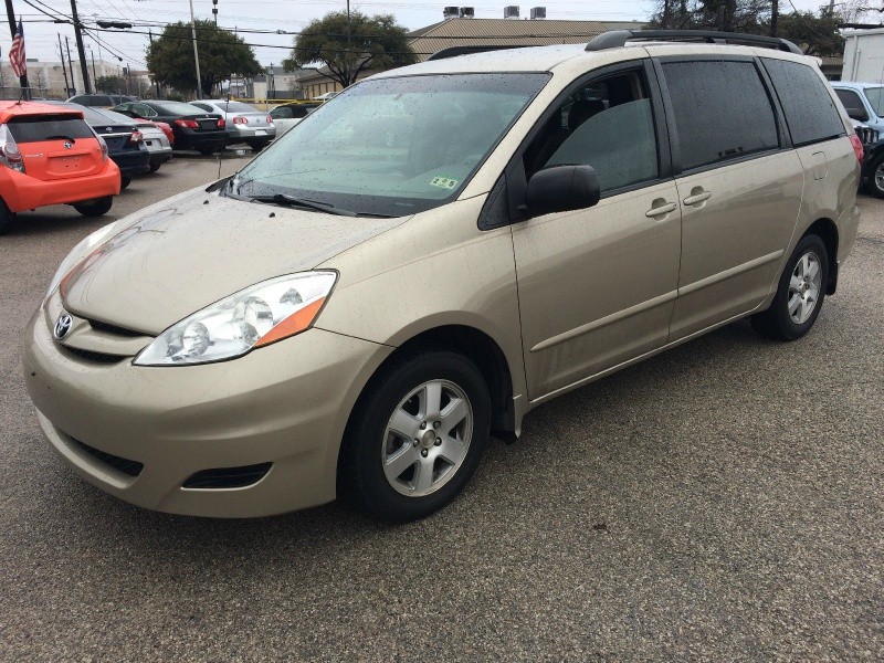 Toyota Van 2007