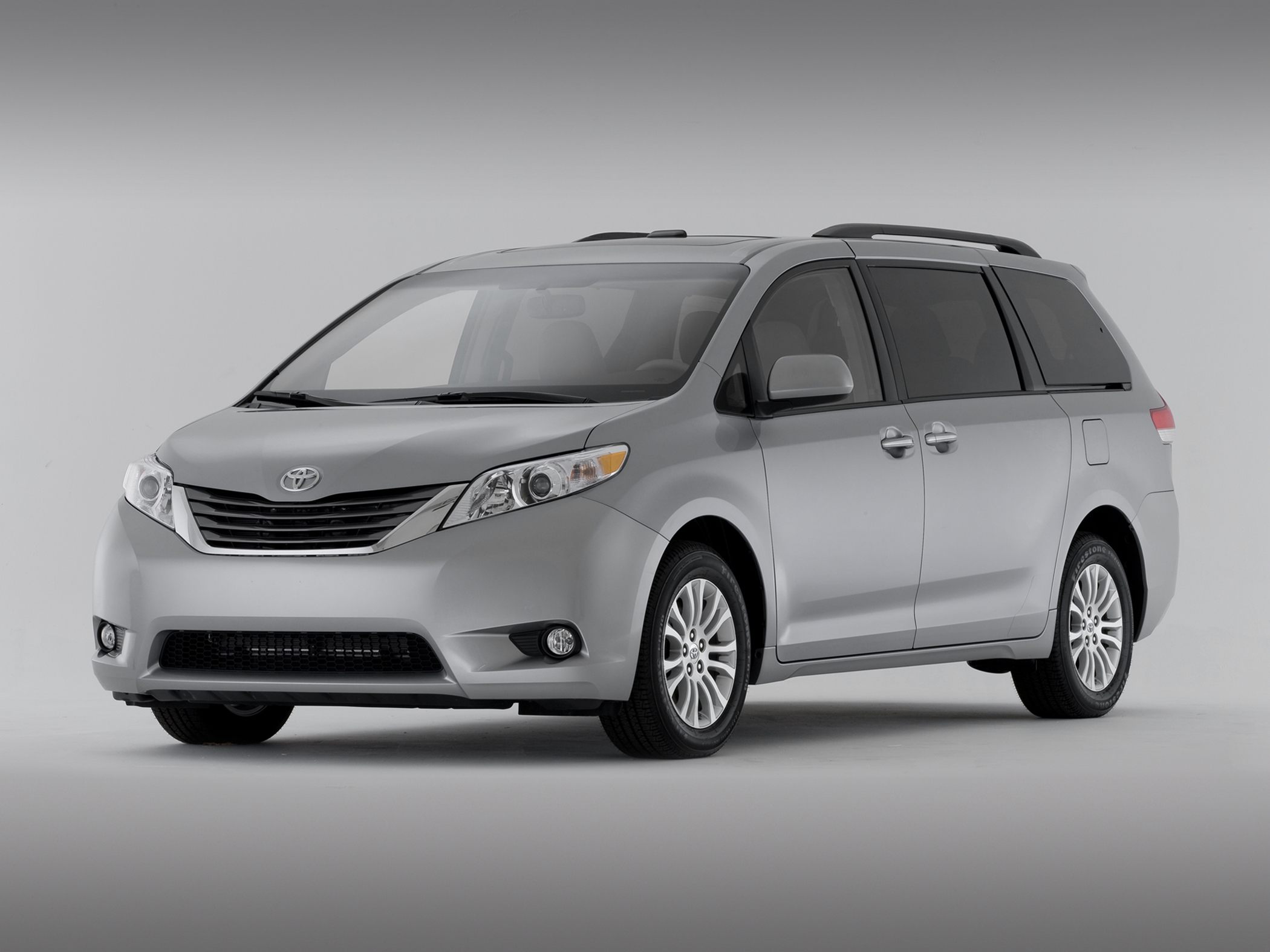 Toyota Van 2012