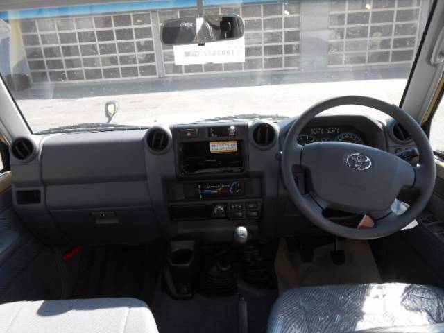 Toyota Van 2015
